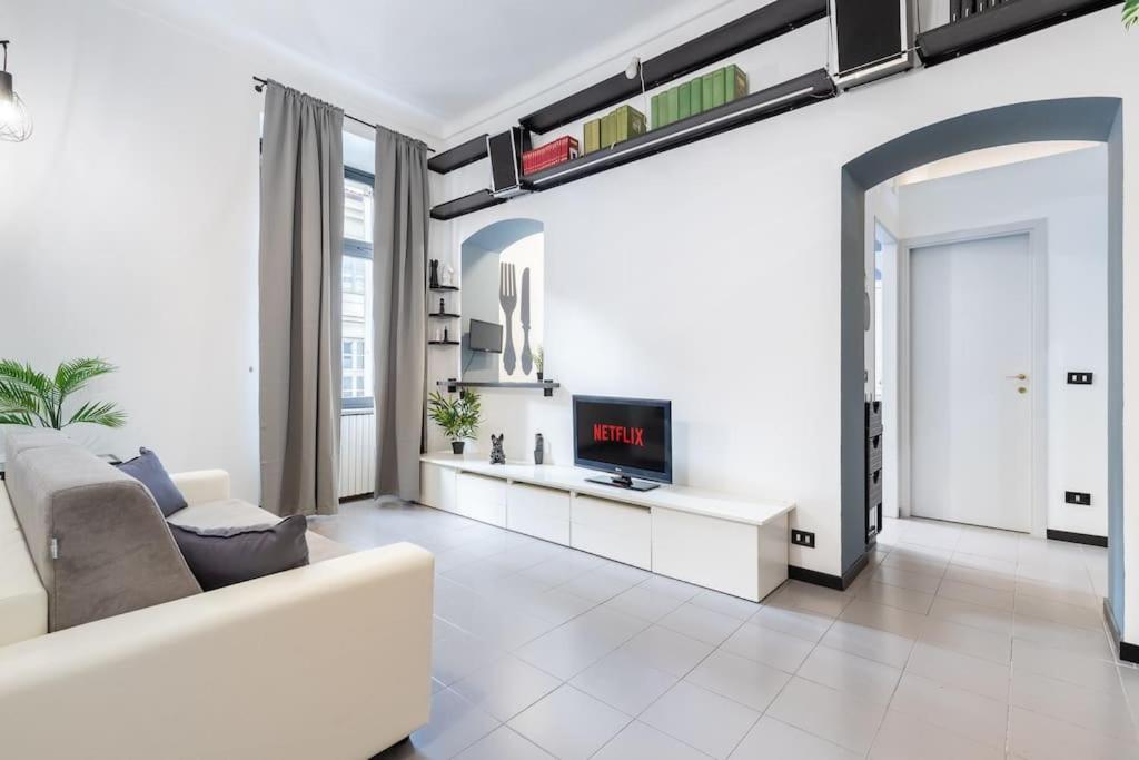 Historical Suite - Pieno Centro - Porta Nuova- Piazza Castello Turin Bagian luar foto