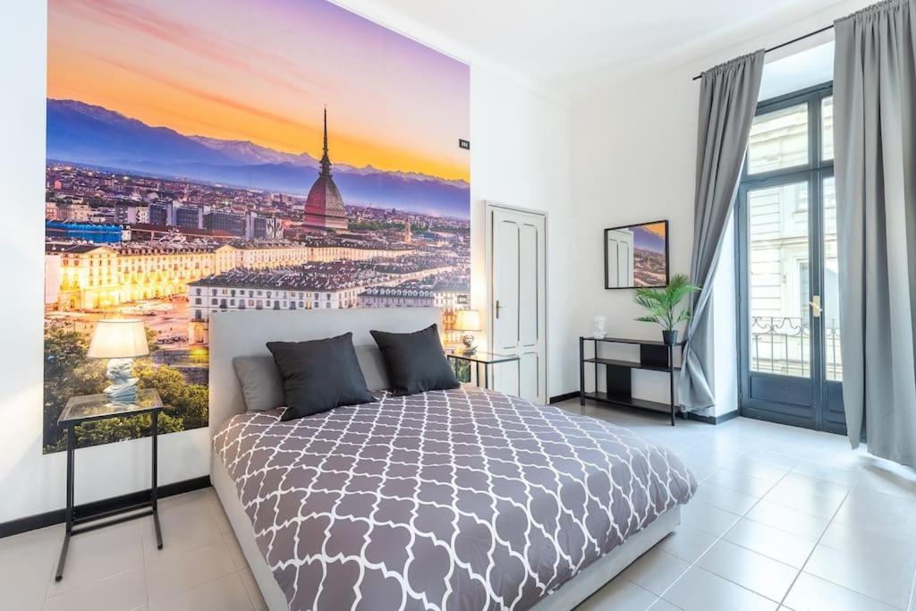 Historical Suite - Pieno Centro - Porta Nuova- Piazza Castello Turin Bagian luar foto
